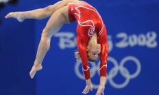 开云下载-从费城到世界之巅，恩比德如何以淘汰赛铁血意志，在美加墨世界杯接管战场