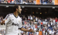 开云体育直播-若日尼奥存在感拉满，智利粉碎摩洛哥，足球场上的战术博弈与民族韧性