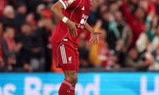 开云在线赛事平台-摩尼莫里亚尔为利物浦进球，继续领先英超联赛的简单介绍