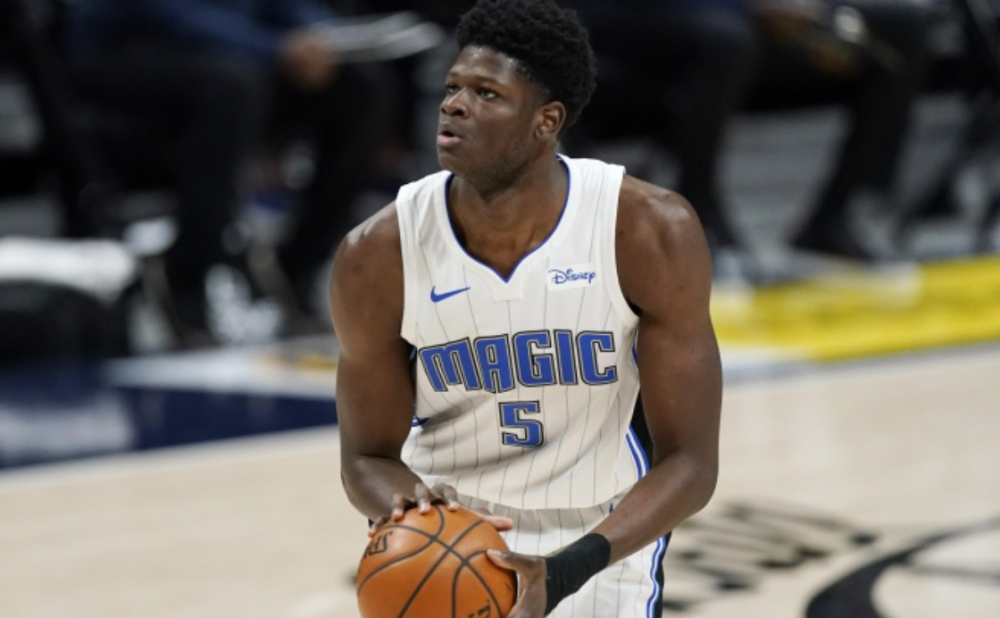 关于江苏队轻取尼克斯，武切维奇高光表现的信息