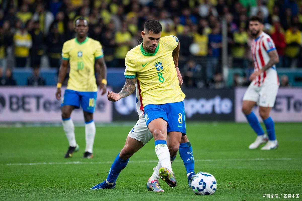 巴西国家队备战世界杯，冲刺荣耀的简单介绍