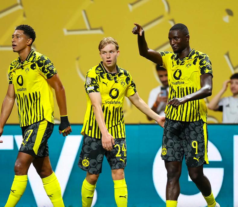 多特蒙德球队备战艰苦,全力以赴 多特蒙德球队备战艰苦,全力以赴