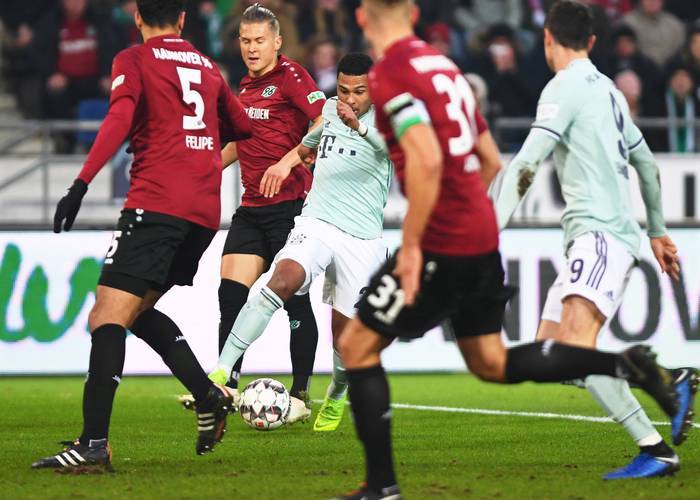 斯图加特客场战胜强敌，喜迎三分