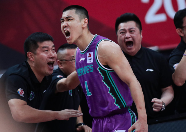 包含凯尔特人横扫山东队，高诗岩扛起全队的词条