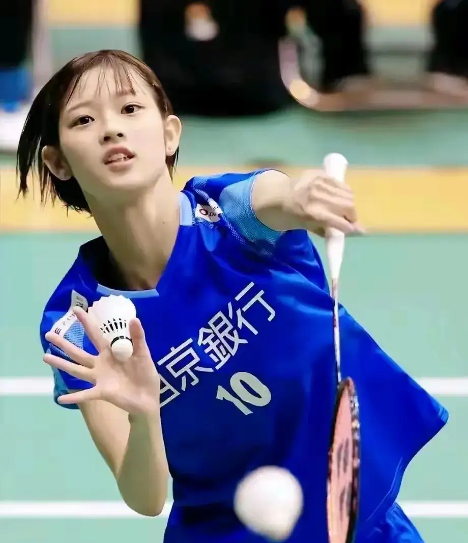 包含马来西亚羽毛球队横扫日本羽毛球队，马琳惊艳世界的词条