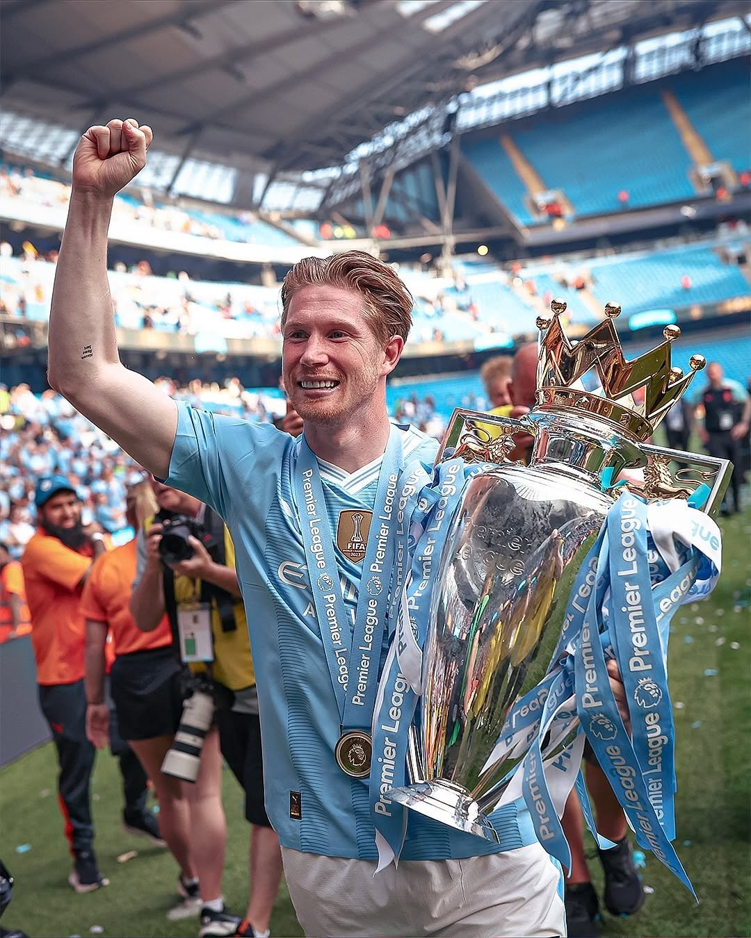 曼城强势英格兰，德布劳内爆发神勇