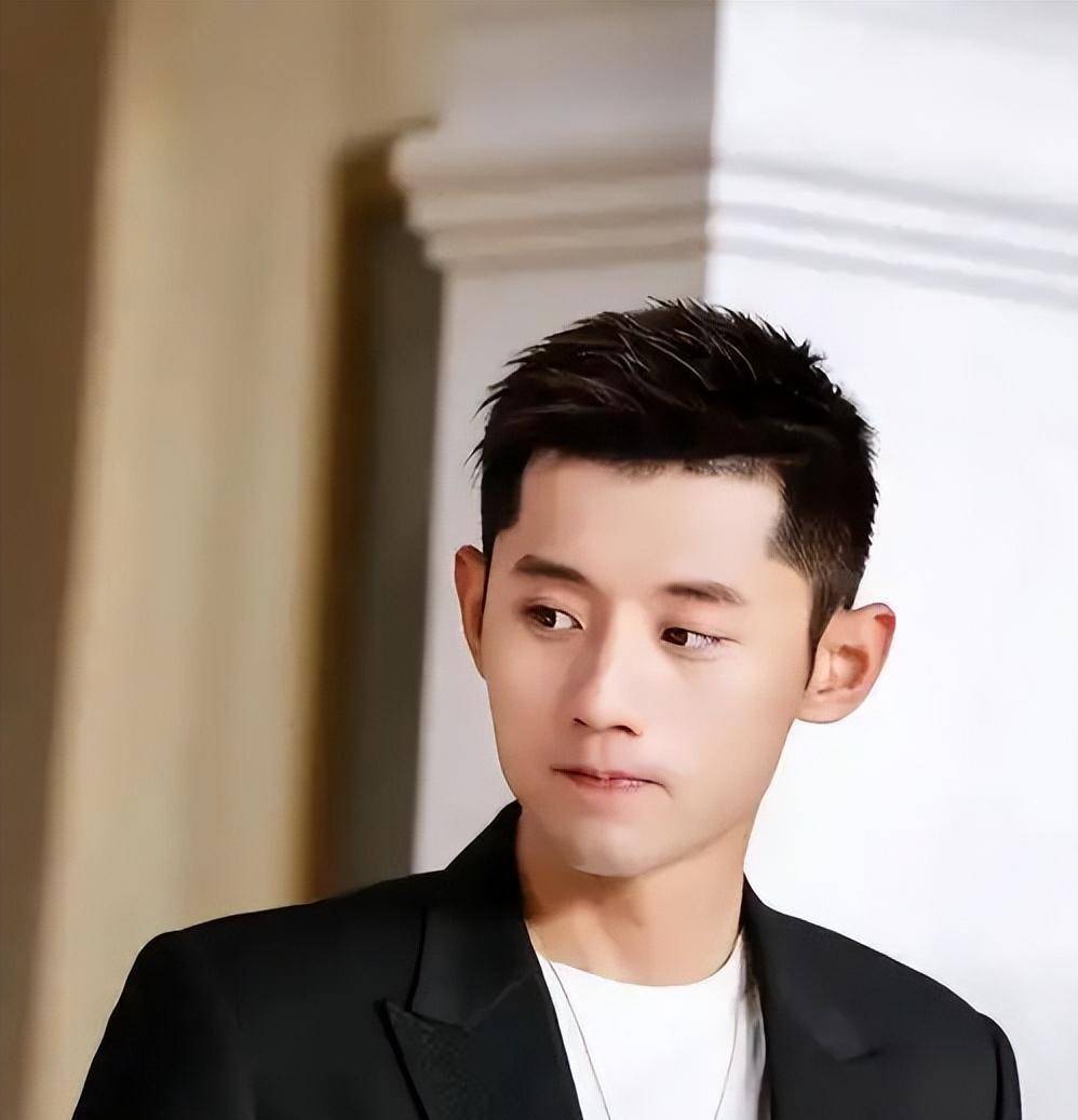 包含奥地利队力克葡萄牙队，张继科高光表现的词条