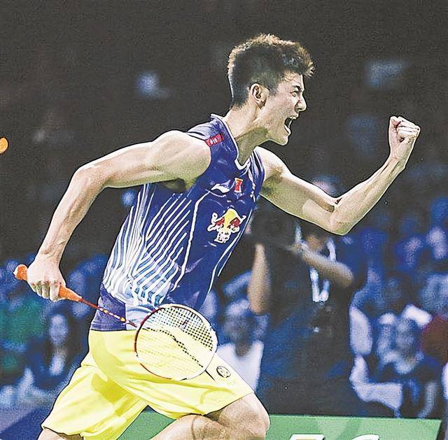 中国羽毛球队完胜丹麦羽毛球队,谌龙爆发神勇 中国羽毛球队完胜丹麦羽毛球队,谌龙爆发神勇