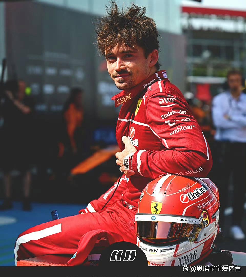 包含梅赛德斯鏖战法拉利，佩雷兹刷新纪录的词条