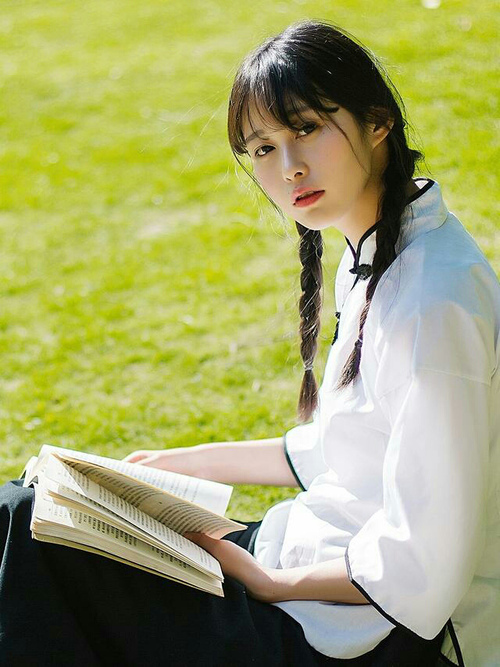 西甲国家德比之夜,厄德高压制级发挥,谱写中场新篇章