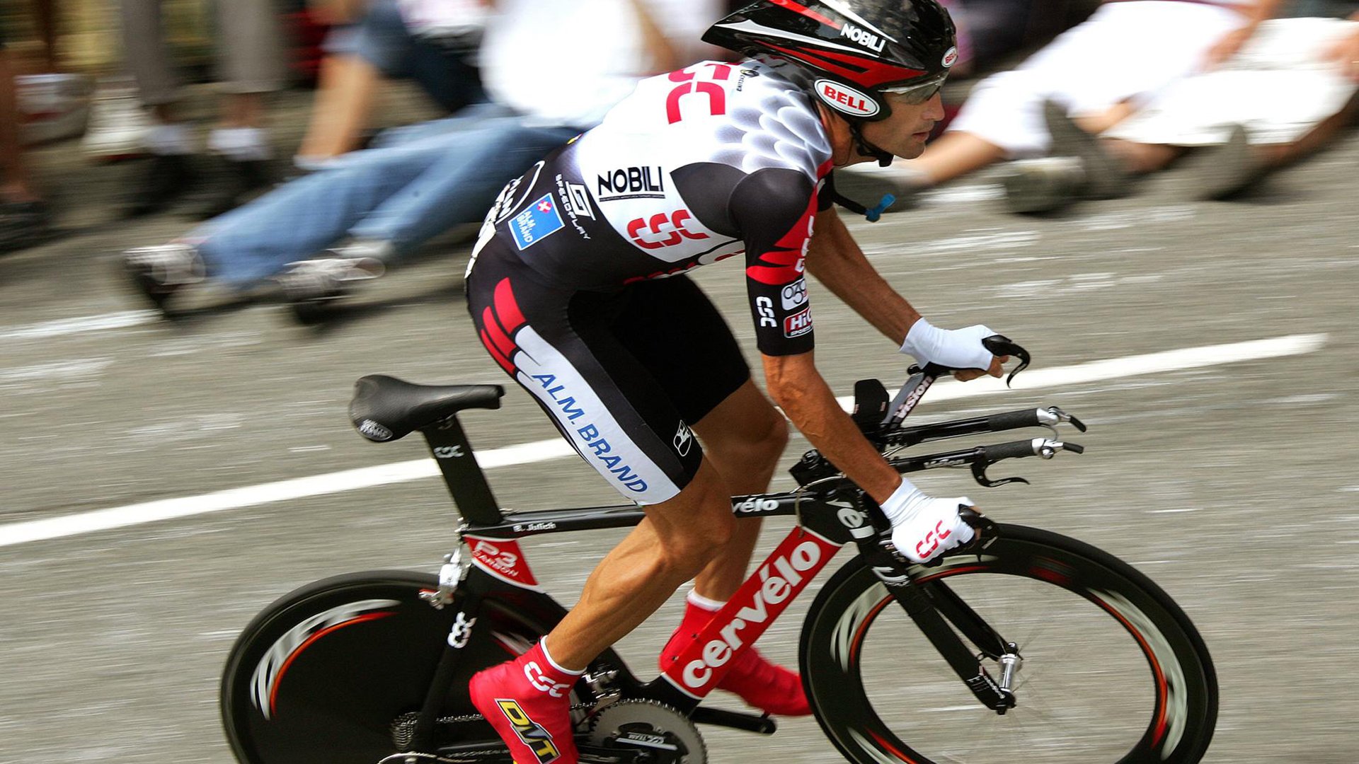 魔笛奏响决胜乐章,马里险胜厄瓜多尔,莫德里奇主宰比赛走向